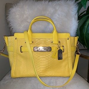 Authentic COACH ‘Swagger’ hangbag.